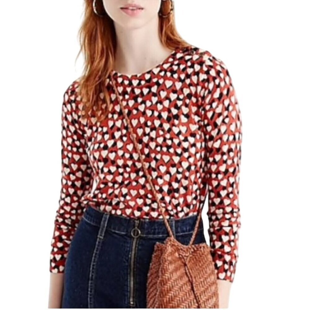 J.Crew Tippi Valentine Heart Sweater 100% Merino Wool Button Shoulder Size S